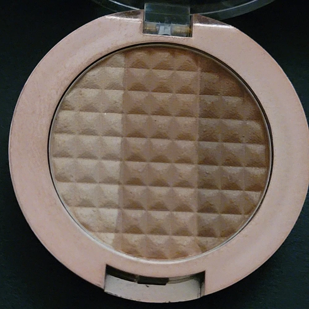 Kardashian Beauty Bronzer 601 Cabana Bronze 0.07 oz / 2.1g Travel Size